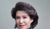 이명희, 신세계 지분 10% 딸 정유경에게 증여