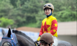 한국마사회 “최은경 기수, 개인통산 100승 달성”